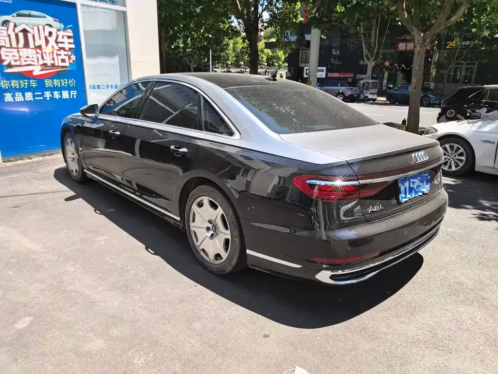 Audi A8 2023 из CN, фото 6
