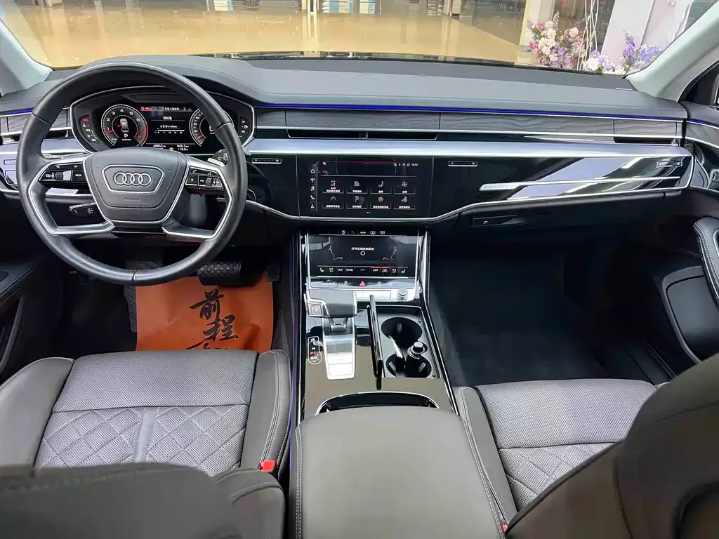 Audi A8 2023 из CN, фото 8