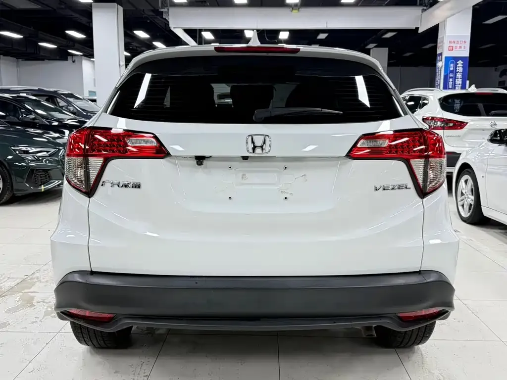 Honda Vezel — фото 10