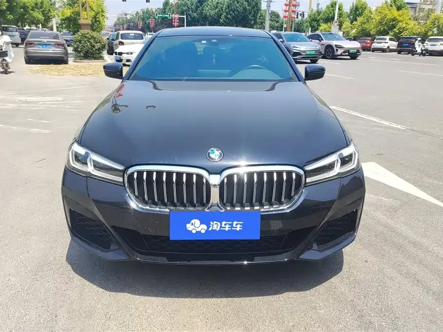 BMW 5 Series — фото 10