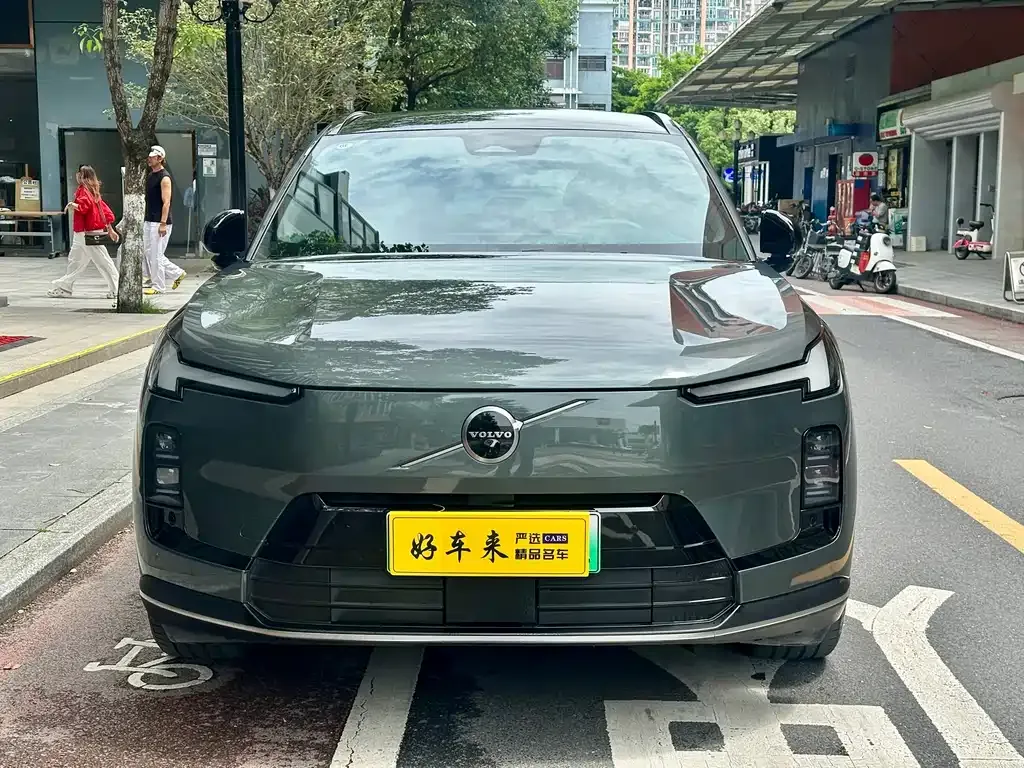 Volvo XC70 Plug-in Hybrid 2025 из CN, фото 9