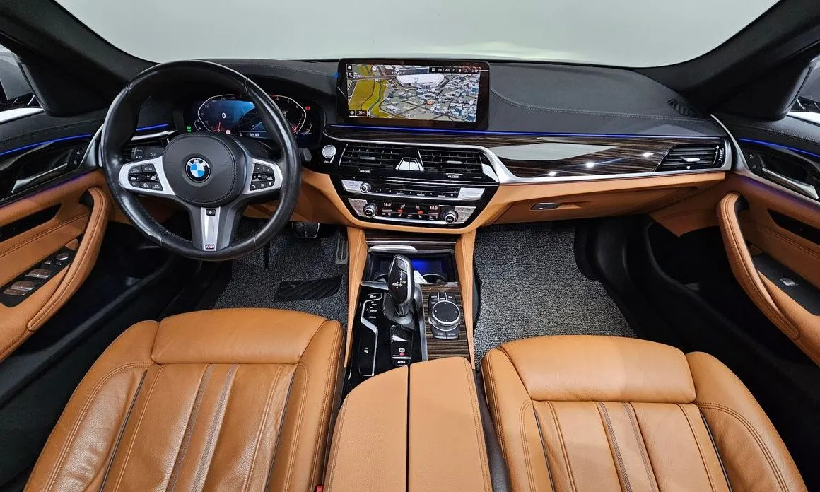 BMW 5-Series 2021 из KR, фото 10
