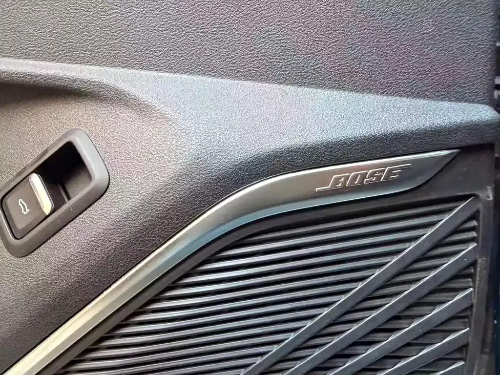 Geely Xingyue L — фото 4