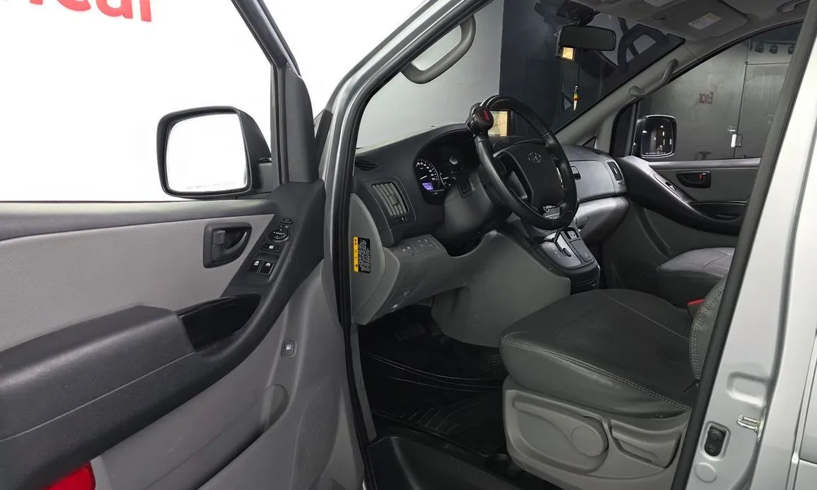 Hyundai Starex 2021 из KR, фото 8