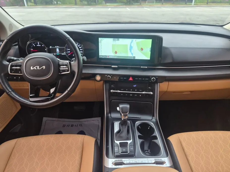 Kia Carnival 2023 из KR, фото 10