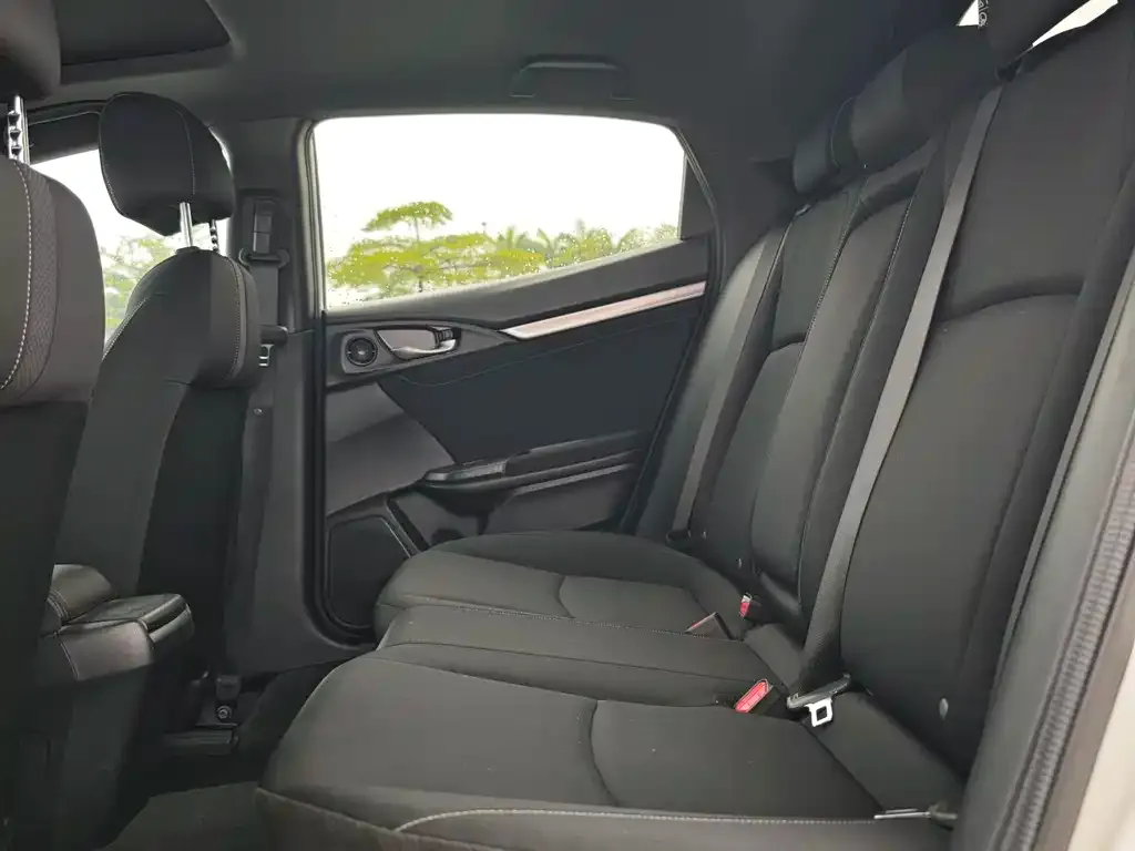 Honda Civic — фото 2