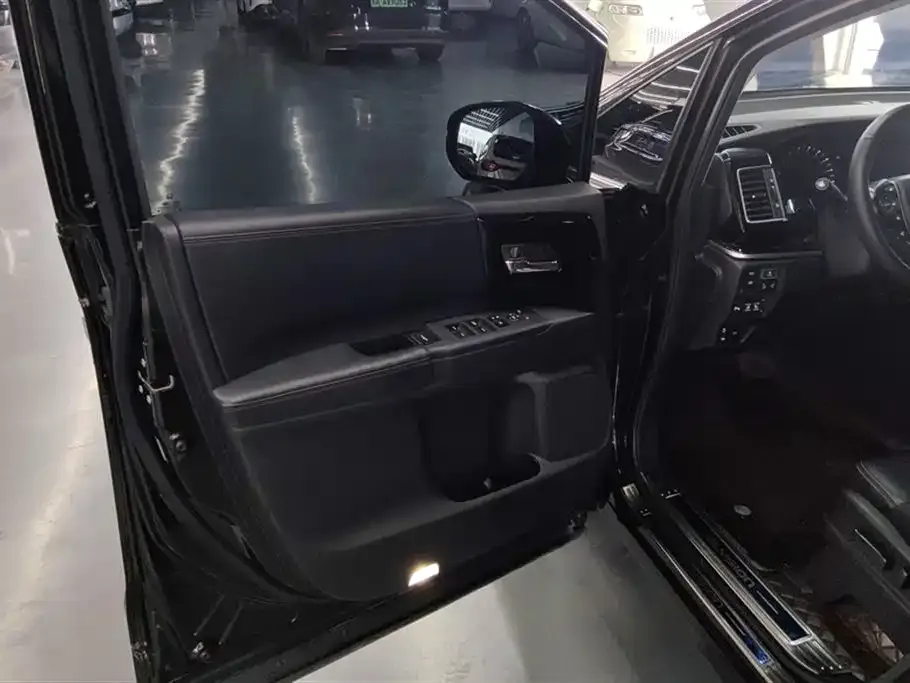 Honda Elysion 2021 из CN, фото 7