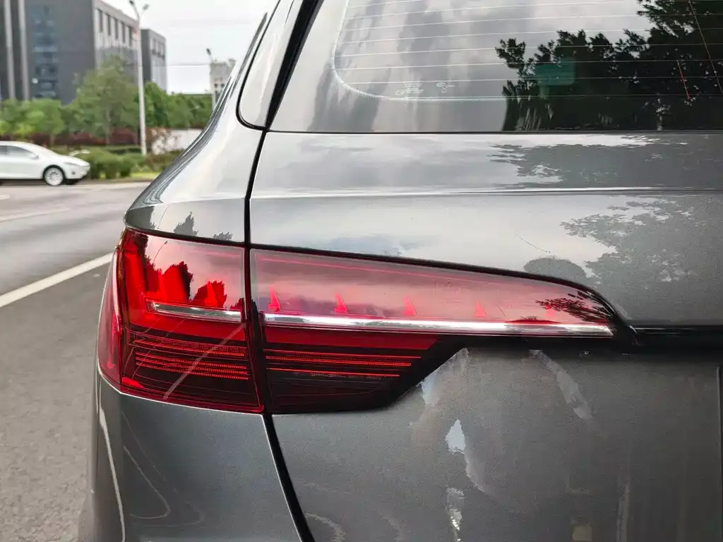 Audi A4 (Import) — фото 6