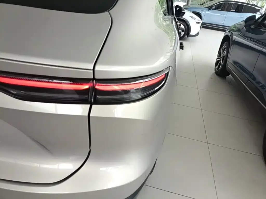 NIO EC7 2024 из CN, фото 8