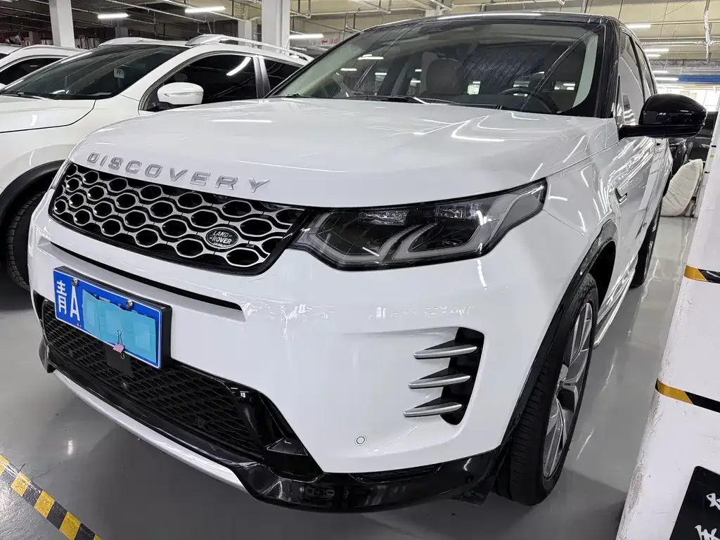 Land Rover Discovery Sport — фото 1