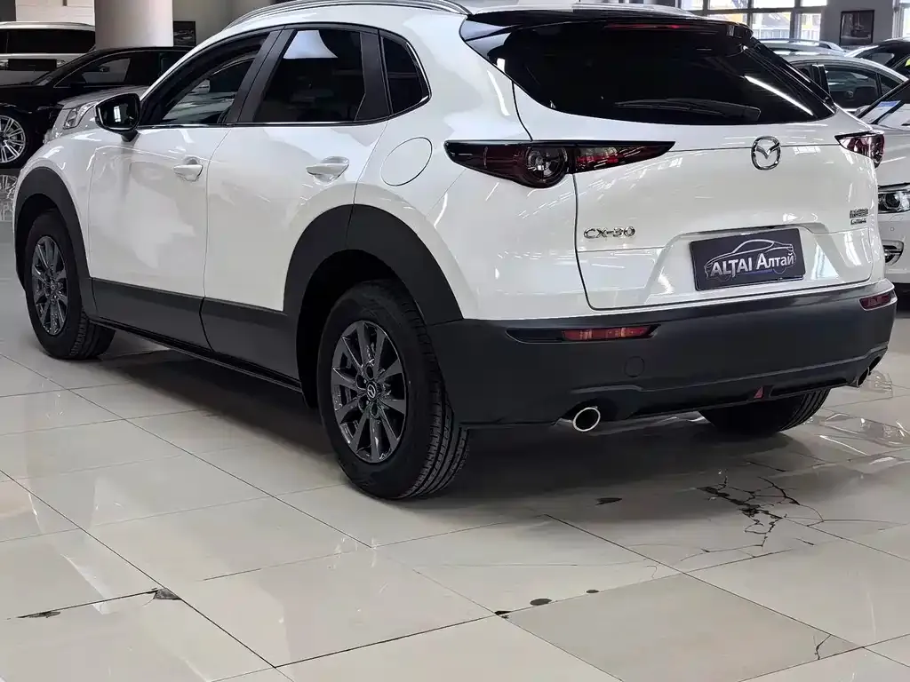 Mazda CX-30 — фото 6
