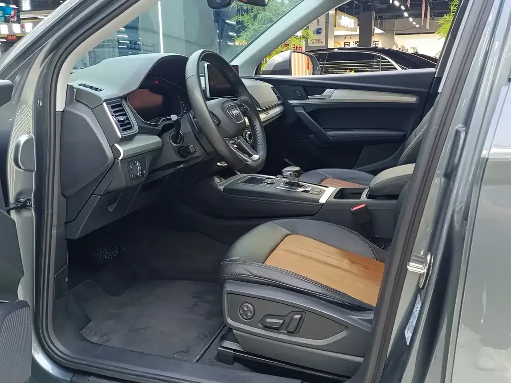 Audi Q5L 2021 из CN, фото 8