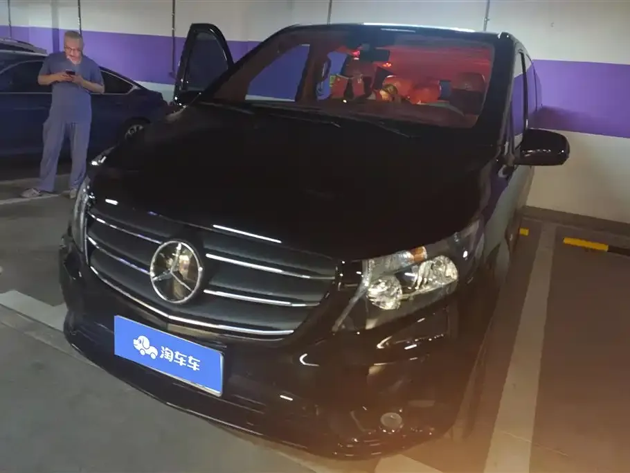 Mercedes-Benz Vito — фото 1