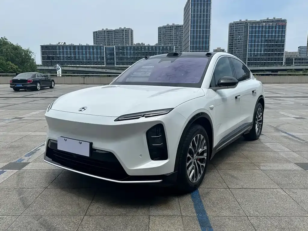NIO EC6 — фото 1