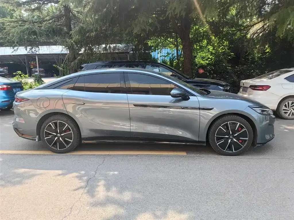 BYD Han L 2025 из CN, фото 8