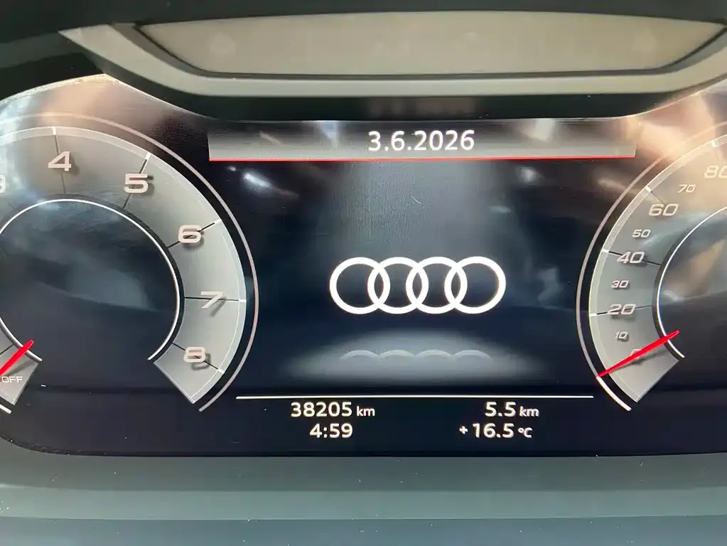 Audi Q3 — фото 7