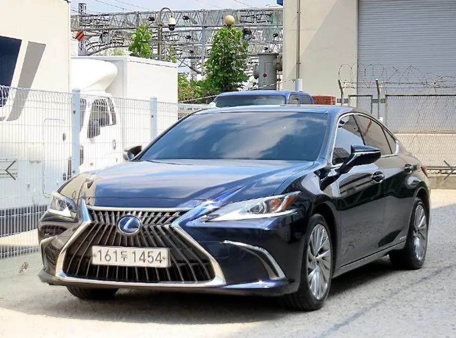 Lexus ES 2022 из KR, фото 3