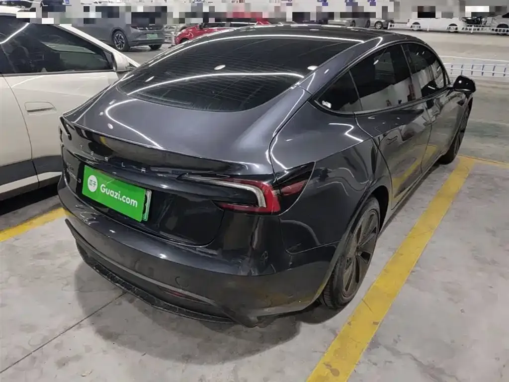 Tesla Model 3 — фото 2