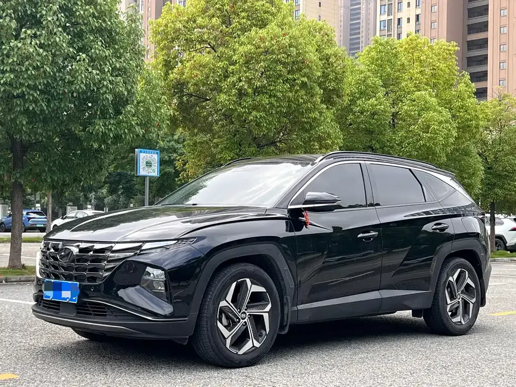 Hyundai Tucson — фото 1