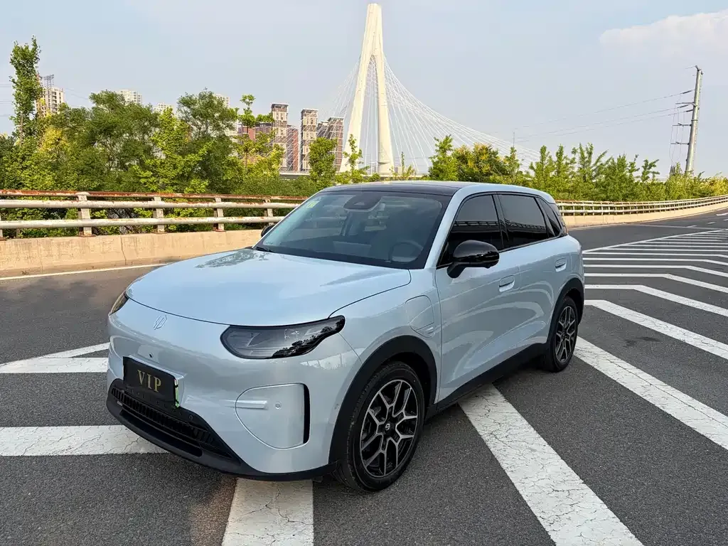 Leapmotor 零跑A10