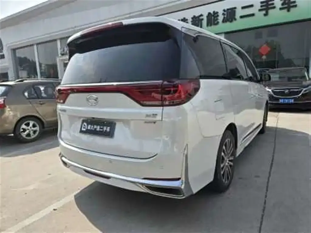 GAC Motor Trumpchi M8 — фото 8