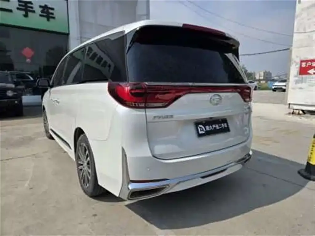 GAC Motor Trumpchi M8 — фото 3
