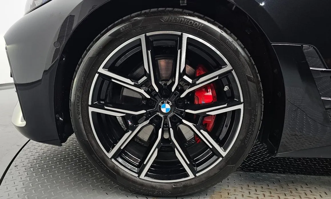 BMW 4-Series 2025 из KR, фото 5