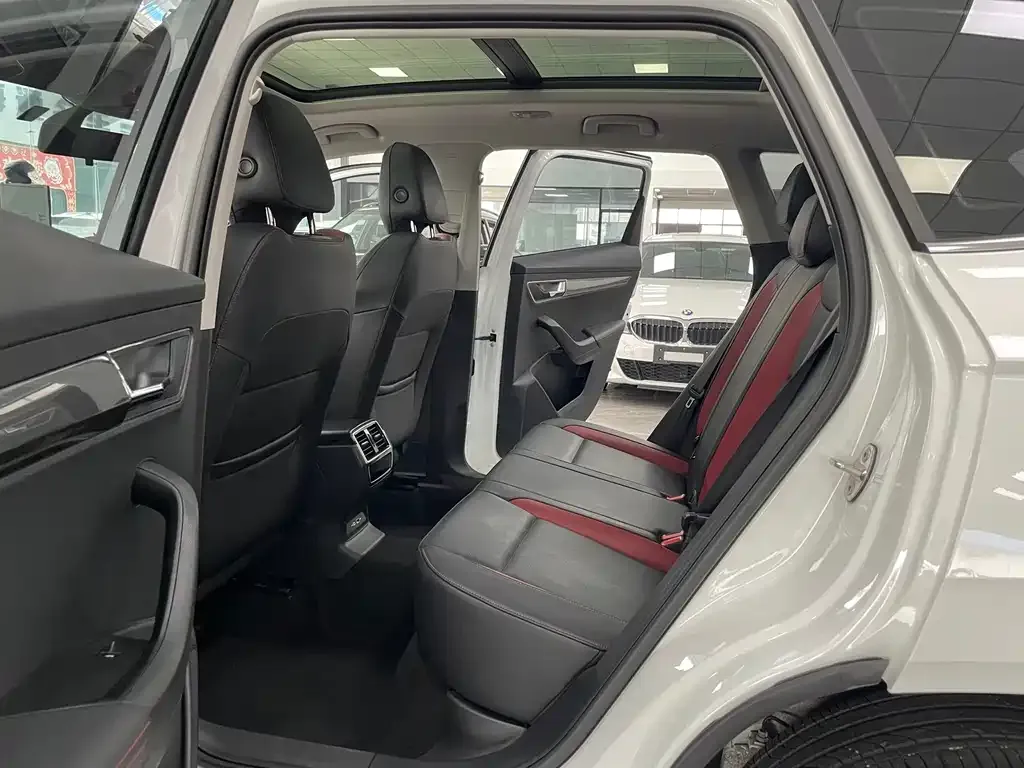 Skoda Karoq — фото 5
