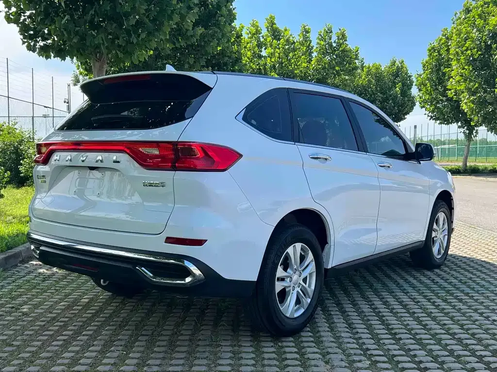 Haval M6 — фото 5