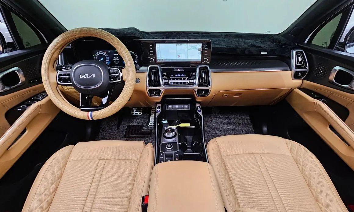 Kia Sorento — фото 5