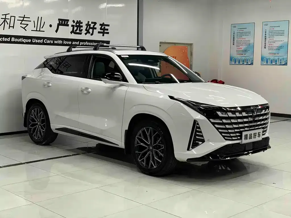 Changan UNI-Z 2025 из CN, фото 5