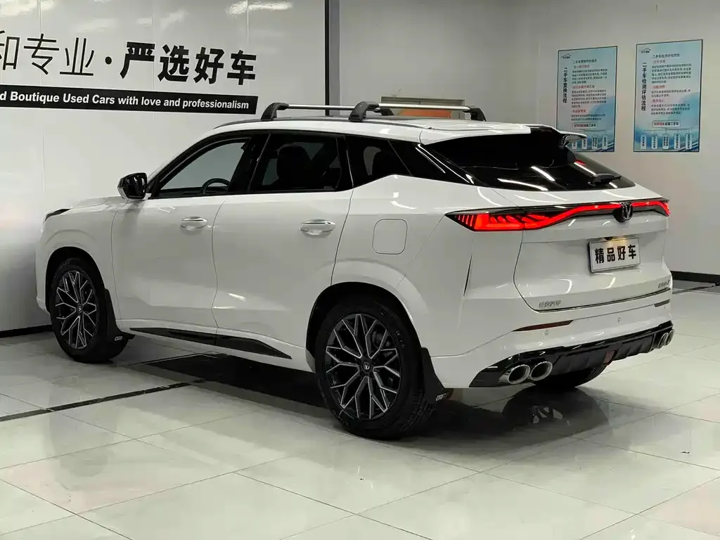Changan UNI-Z 2025 из CN, фото 4