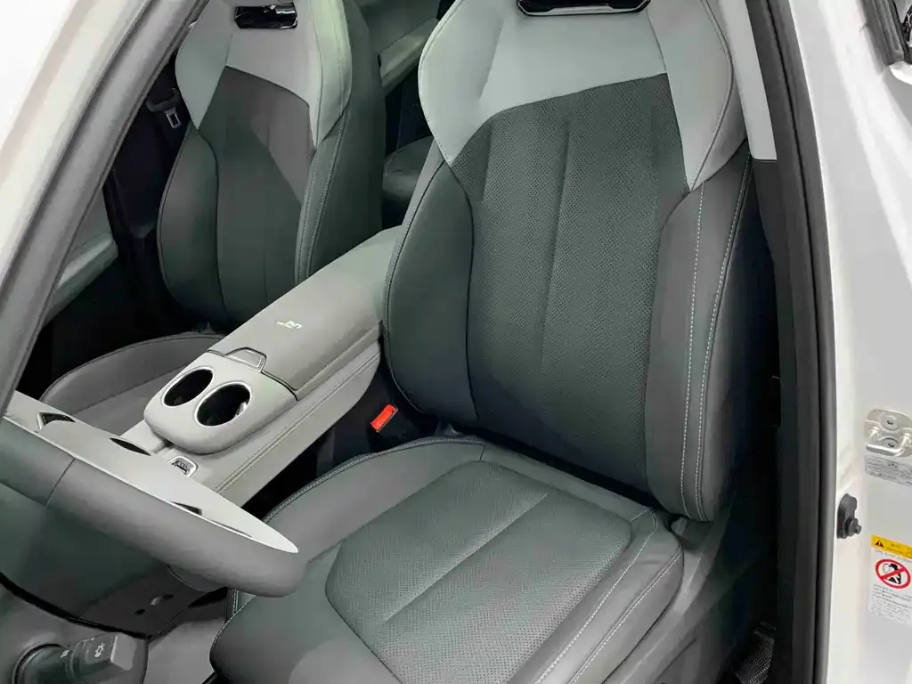 Changan UNI-Z 2025 из CN, фото 6