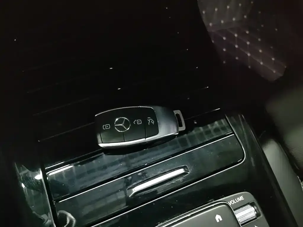 Mercedes-Benz CLA (Import) — фото 2