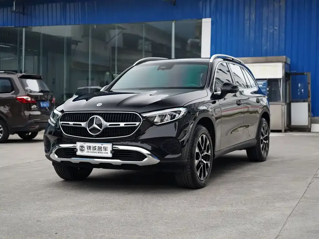 Mercedes-Benz GLC — фото 1