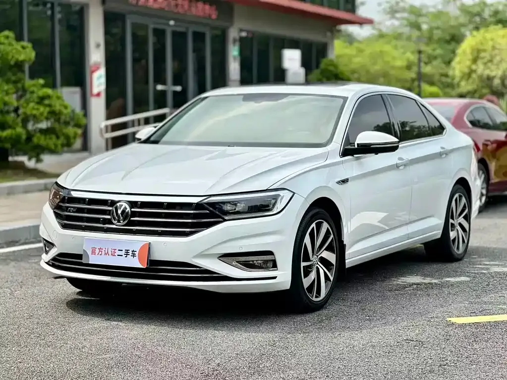 Volkswagen Sagitar