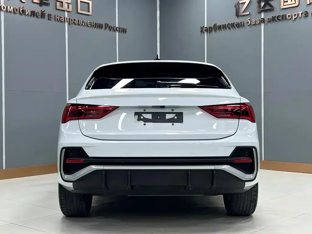 Audi Q3 Sportback 2022 из CN, фото 4