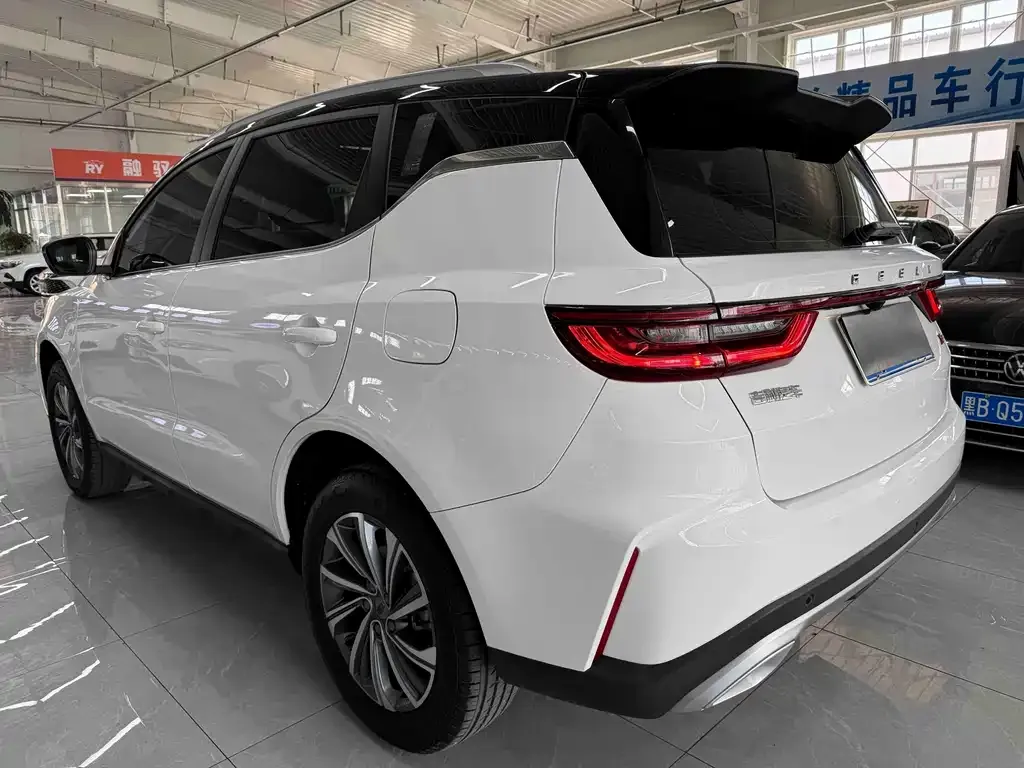 Geely Vision X6 — фото 5