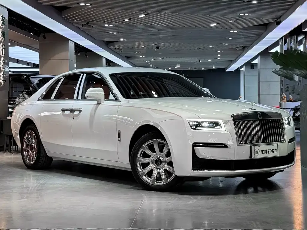 Rolls-Royce Ghost — фото 9
