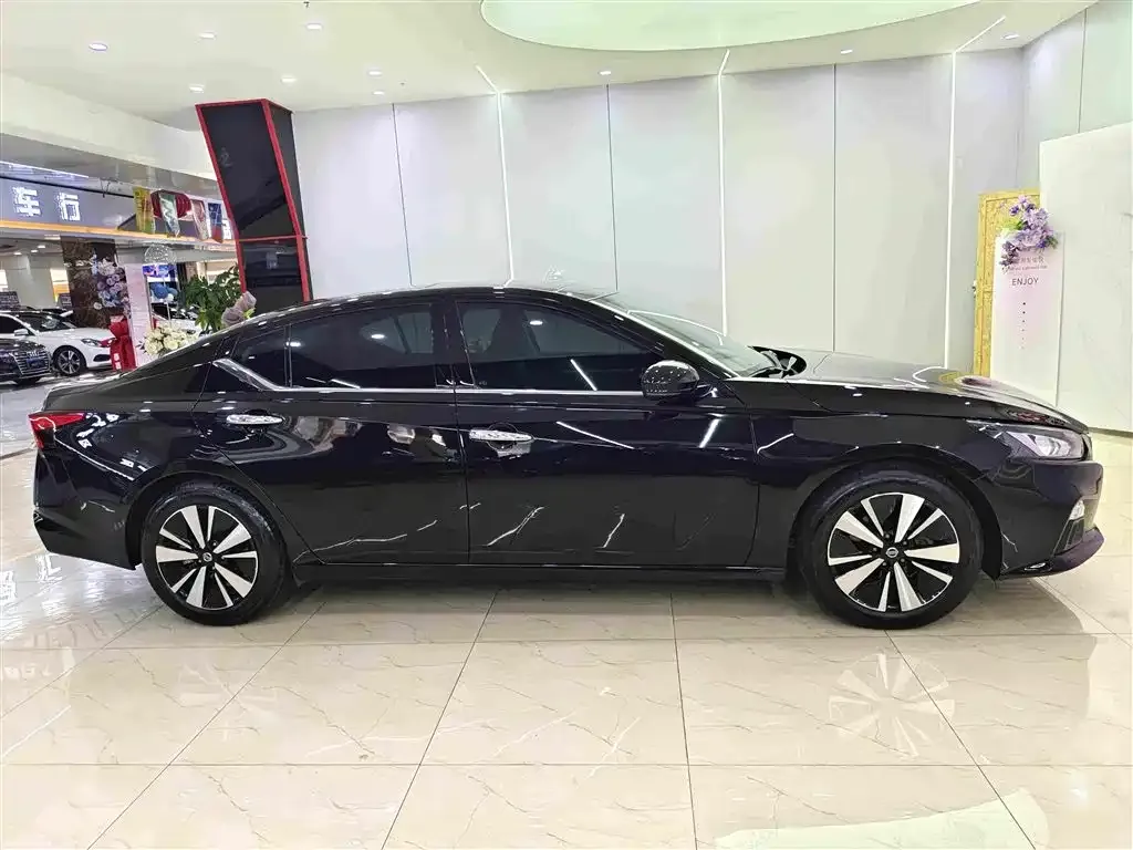 Nissan Teana — фото 2
