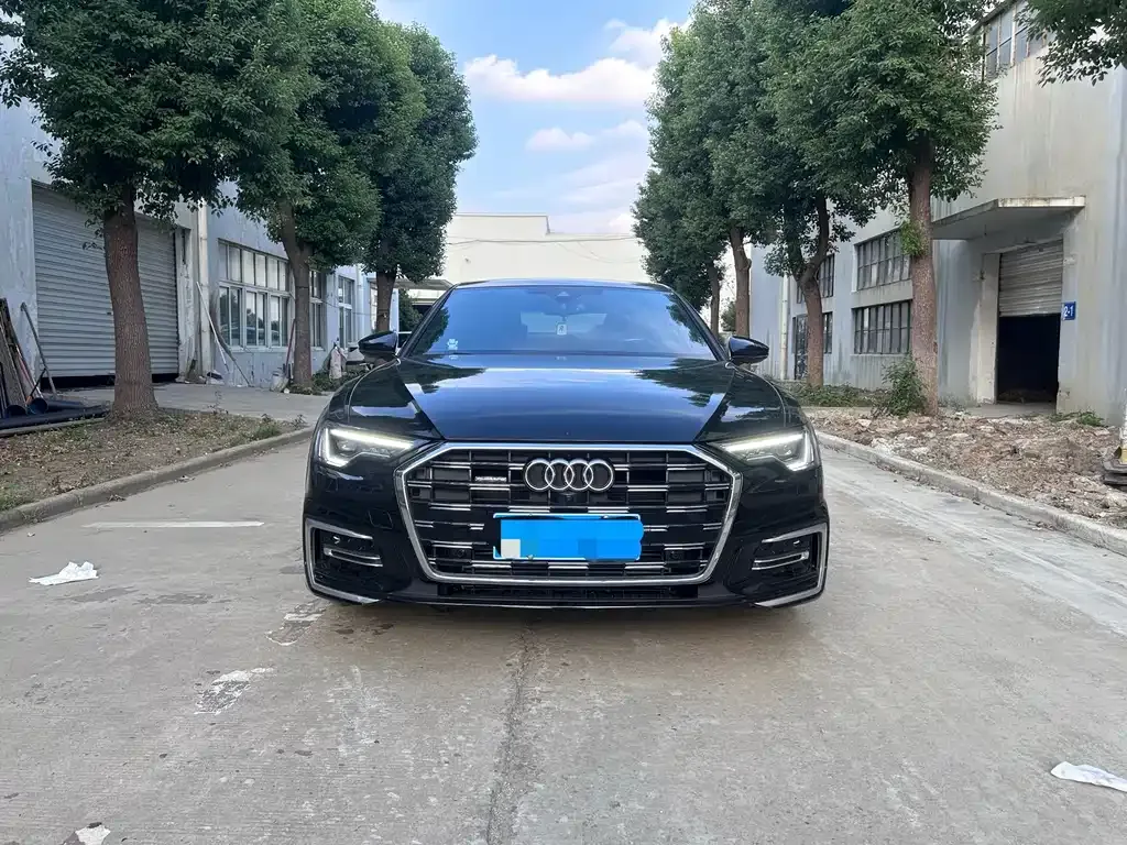 Audi A6L 2024 из CN, фото 4