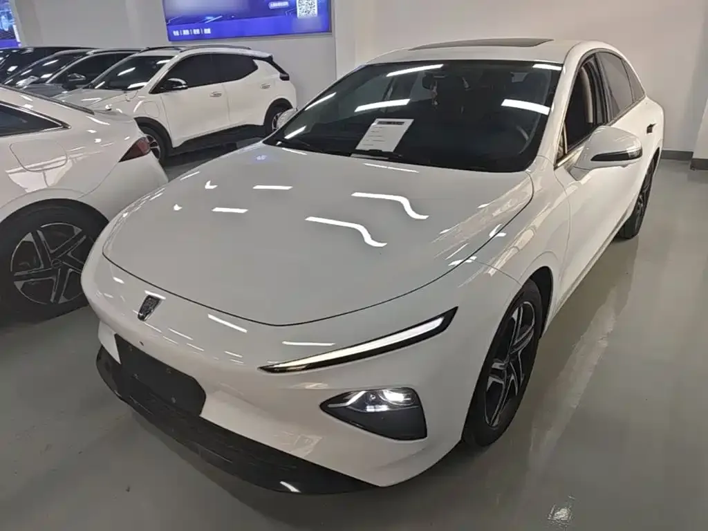 Roewe D7 — фото 1