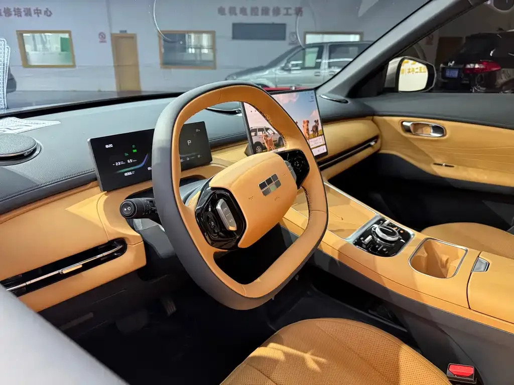 Geely Galaxy Xingjian 7 2025 из CN, фото 10