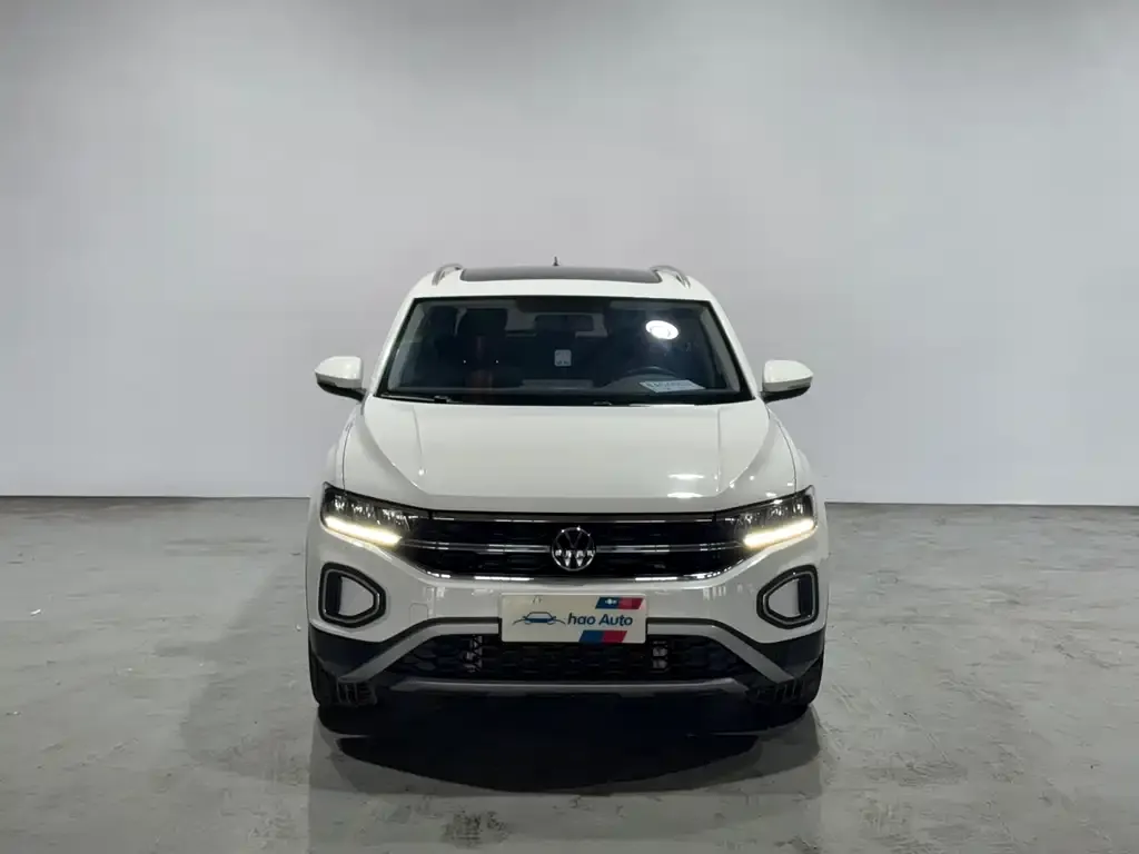 Volkswagen T-Roc — фото 2
