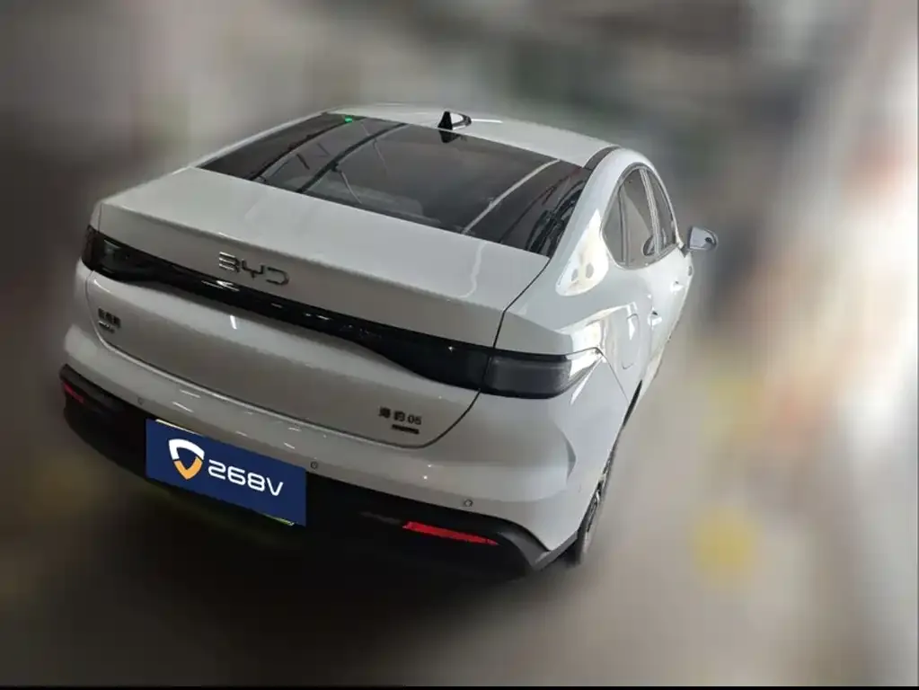 BYD Seal 05 DM-i — фото 4