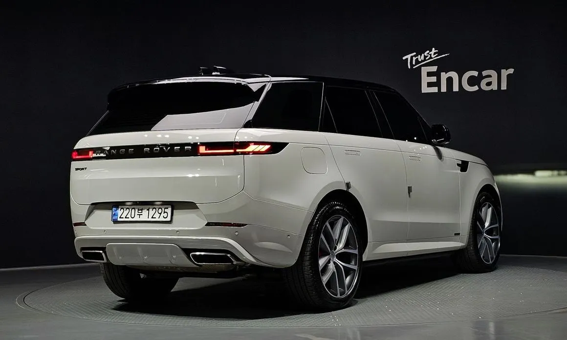 Land Rover Range Rover Sport 2024 из KR, фото 5