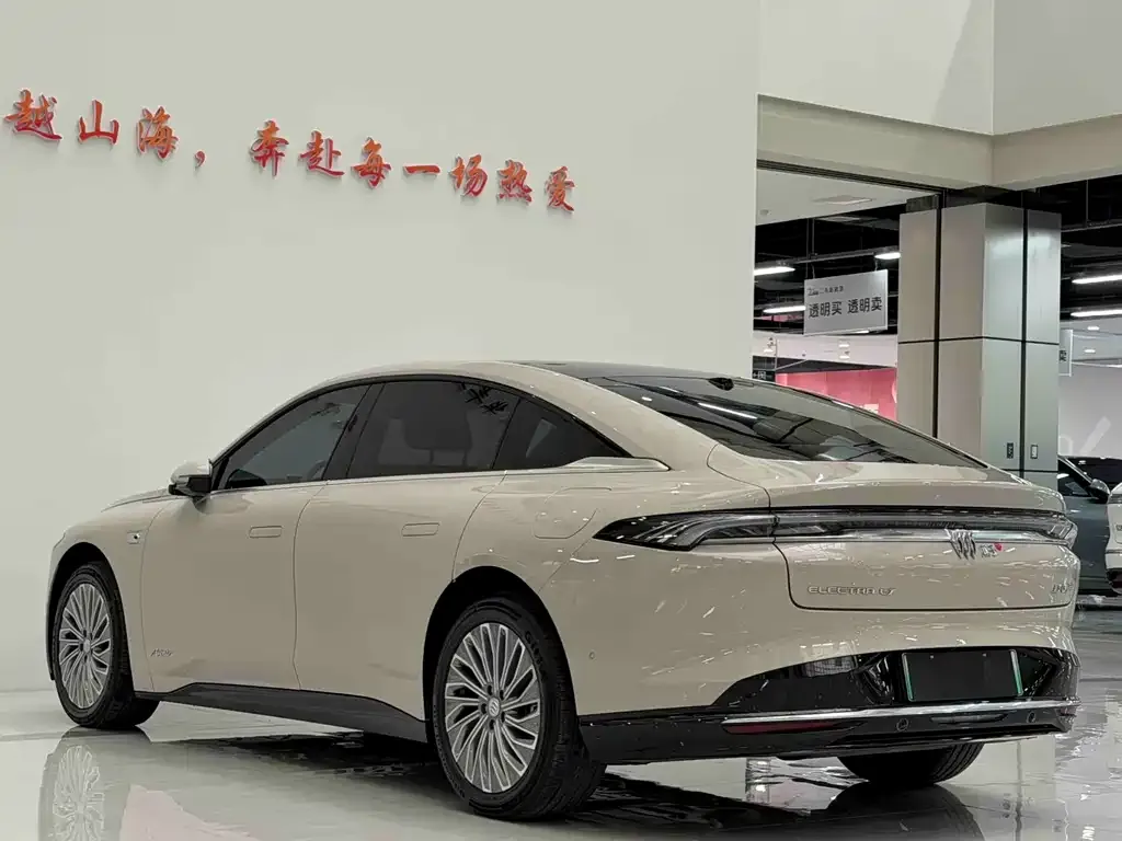 Buick Electra L7 2025 из CN, фото 4