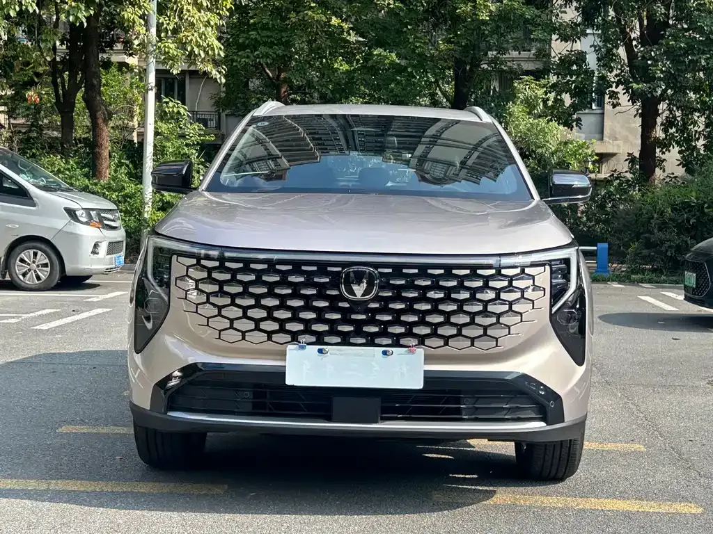 Changan CS55PLUS — фото 8