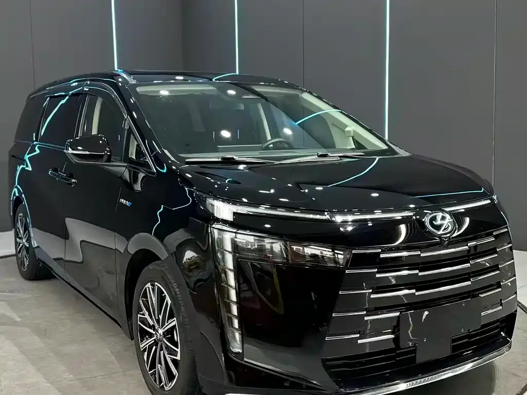 GAC Motor 传祺E8 PHEV — фото 8