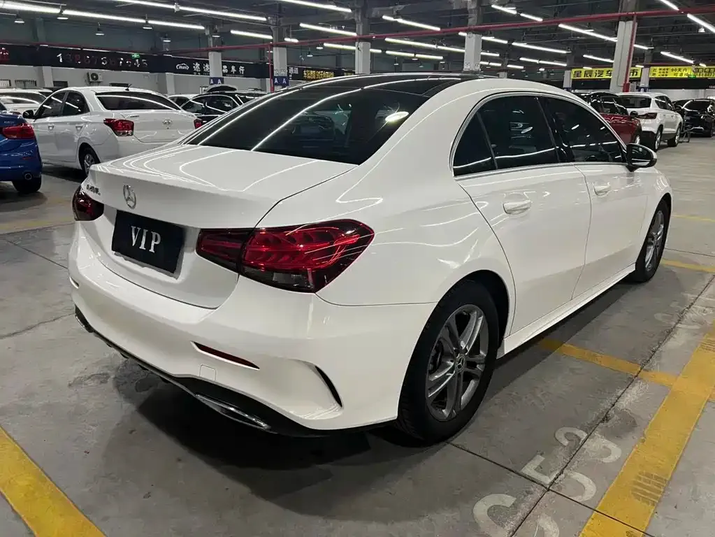 Mercedes-Benz A-Class — фото 10